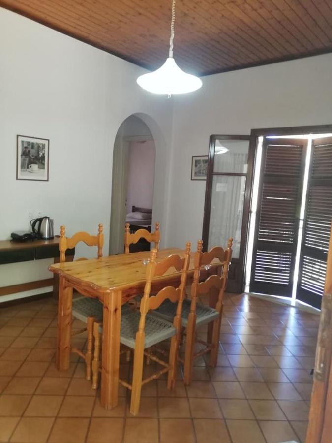 Dimitrakis Apartments Kassiopi Luaran gambar